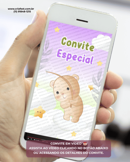 Convite animado para chá revelação com ursinho pescando estrela em tema infantil