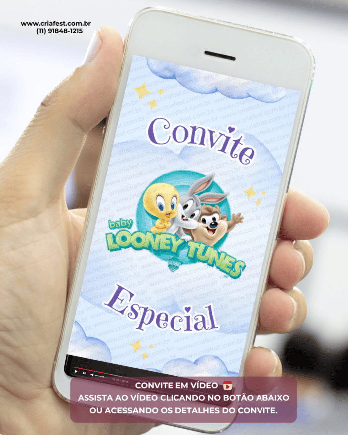 Celular exibindo convite animado em vídeo tema Baby Looney Tunes com fundo azul para aniversário infantil